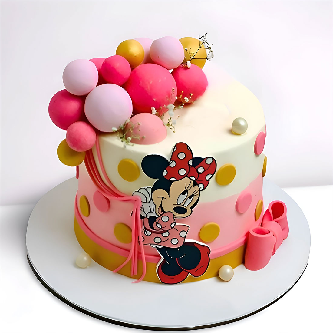 Minnie Mouse Theme Round Cake