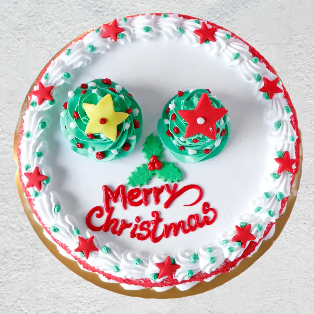 Red Velvet Christmas Cake